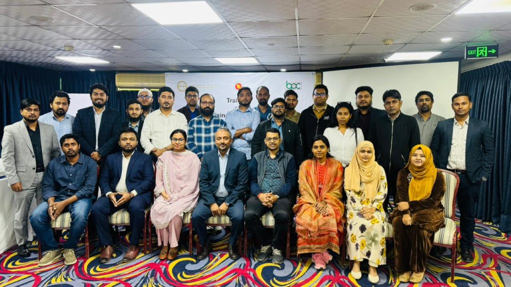 Training on Merchandising for the Footwear and Leathergoods Factories